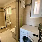 Climatise Centre Du Lavandou, Proche - Fr-1-816-6 勒拉旺杜