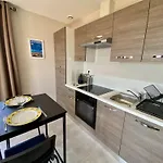 Climatise Centre Du Lavandou, Proche - Fr-1-816-6 * 勒拉旺杜