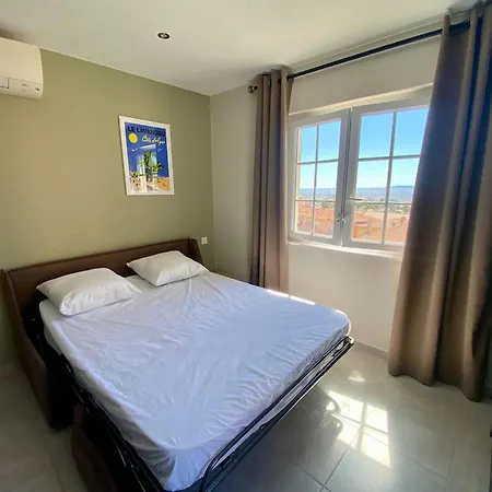 Apartment Climatise Au Lavandou - Proche - Fr-1-816-6